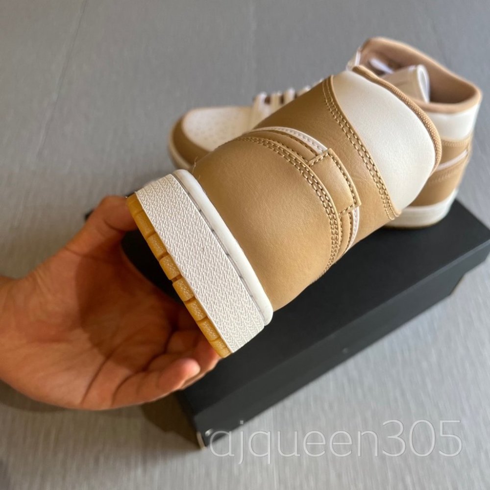 Air Jordan 1 Mid Hemp White Gum Yellow - Picture 5 of 8